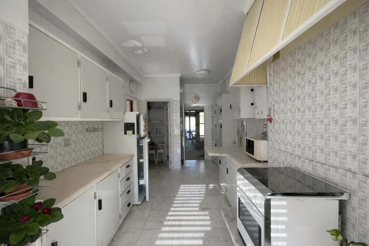 Apartamento T5 para Venda em Lumiar Foto 8