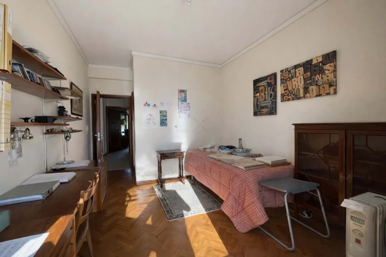 Apartamento T5 para Venda em Lumiar Foto 17