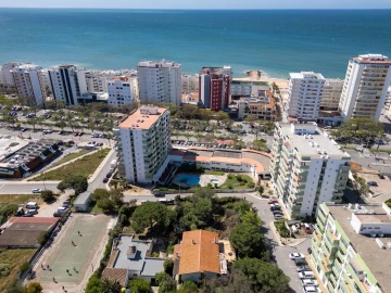 Terreno para Venda em Quarteira