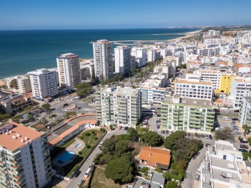 Terreno para Venda em Quarteira
