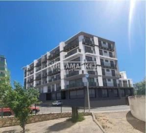 Terreno para Venda em Quarteira