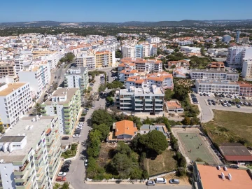 Terreno para Venda em Quarteira
