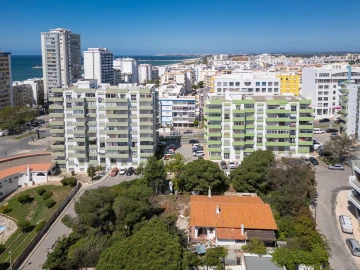 Terreno para Venda em Quarteira