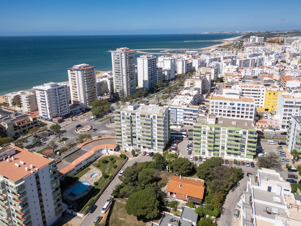 Terreno para Venda em Quarteira Foto 12