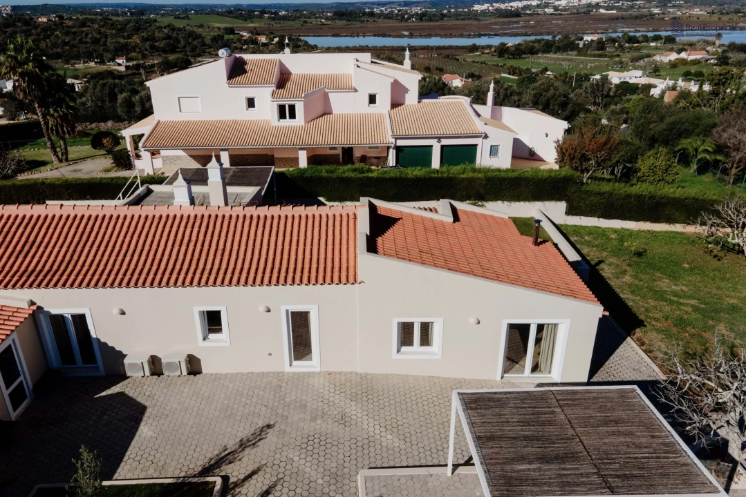 Moradia T3 para Venda em Alvor Foto 43