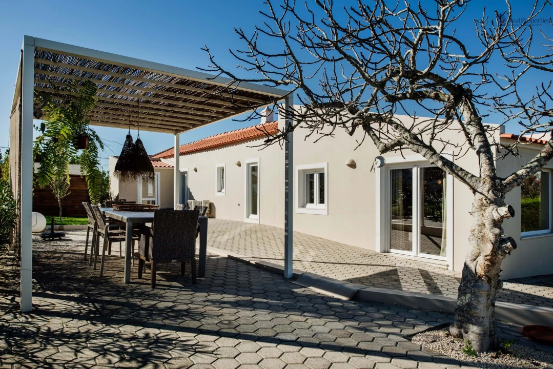 Moradia T3 para Venda em Alvor Foto 1