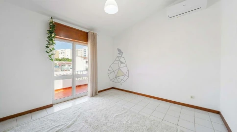 Moradia T4 para Venda em Portimão
