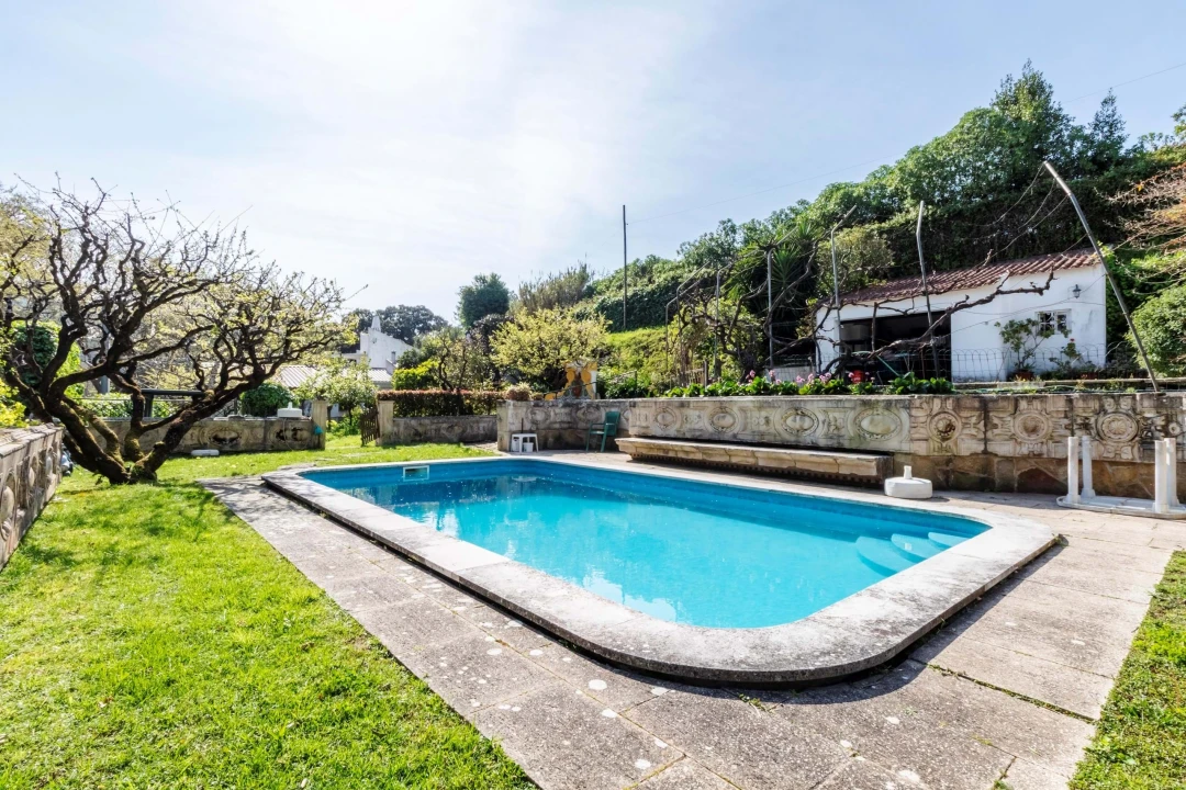 Moradia T8 para Venda em Colares Foto 23