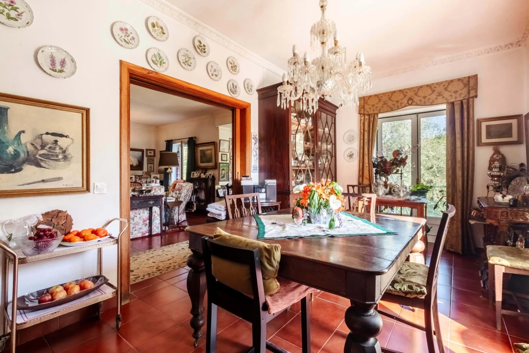 Moradia T8 para Venda em Colares Foto 36