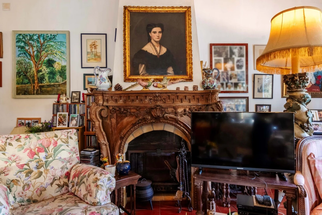 Moradia T8 para Venda em Colares Foto 45