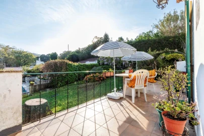 Moradia T8 para Venda em Colares