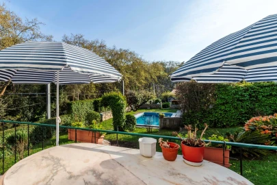 Moradia T8 para Venda em Colares