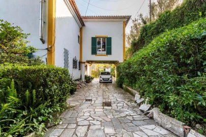 Moradia T8 para Venda em Colares