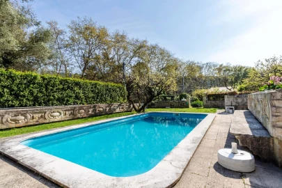 Moradia T8 para Venda em Colares