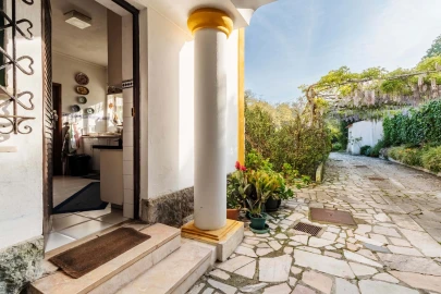 Moradia T8 para Venda em Colares