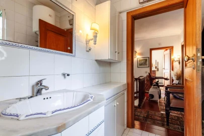 Moradia T8 para Venda em Colares