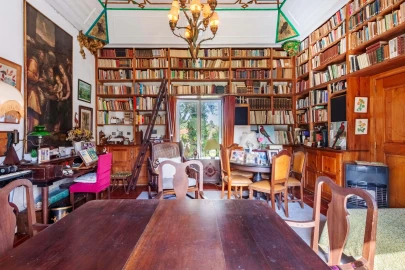 Moradia T8 para Venda em Colares