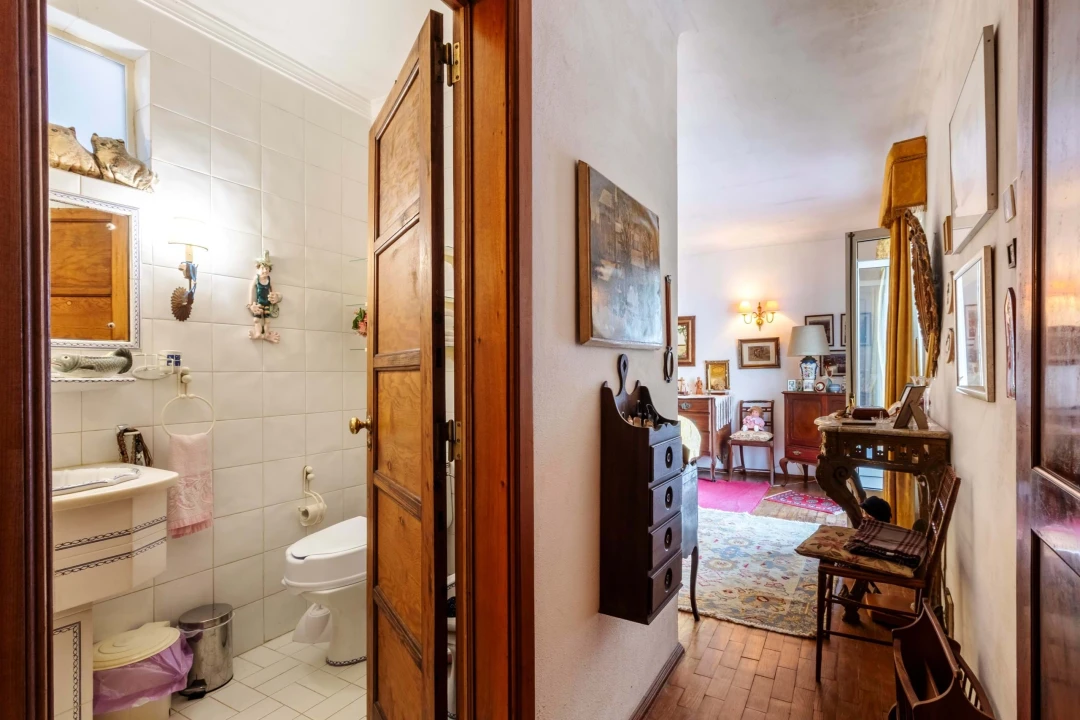 Moradia T8 para Venda em Colares Foto 72