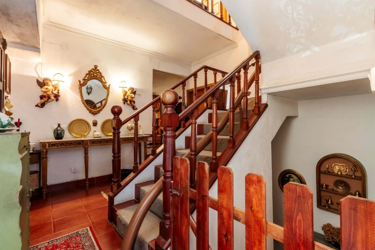 Moradia T8 para Venda em Colares Foto 55