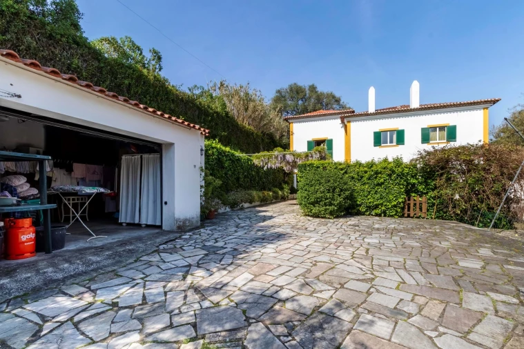 Moradia T8 para Venda em Colares Foto 27