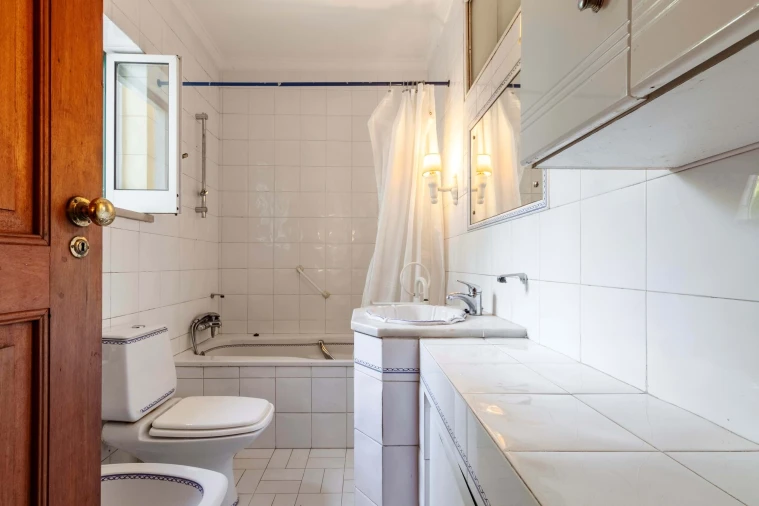 Moradia T8 para Venda em Colares Foto 86