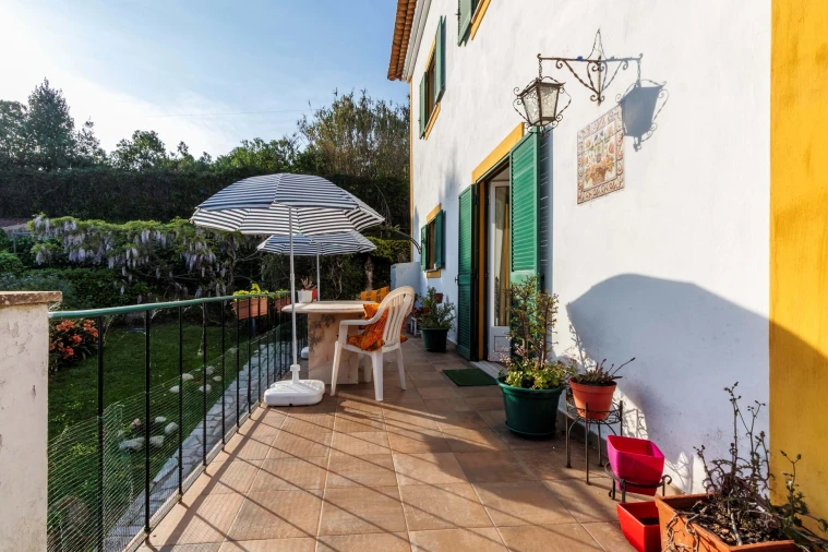 Moradia T8 para Venda em Colares Foto 41