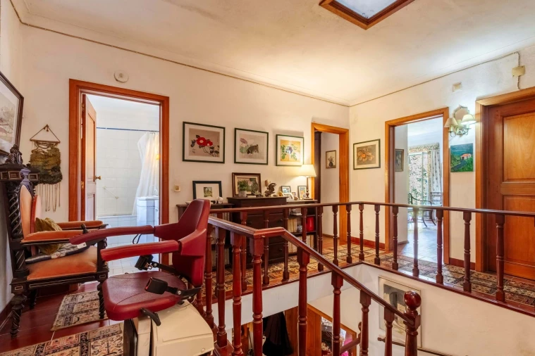 Moradia T8 para Venda em Colares Foto 56