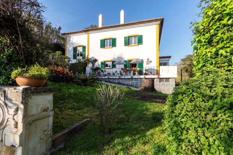 Moradia T8 para Venda em Colares Foto 95