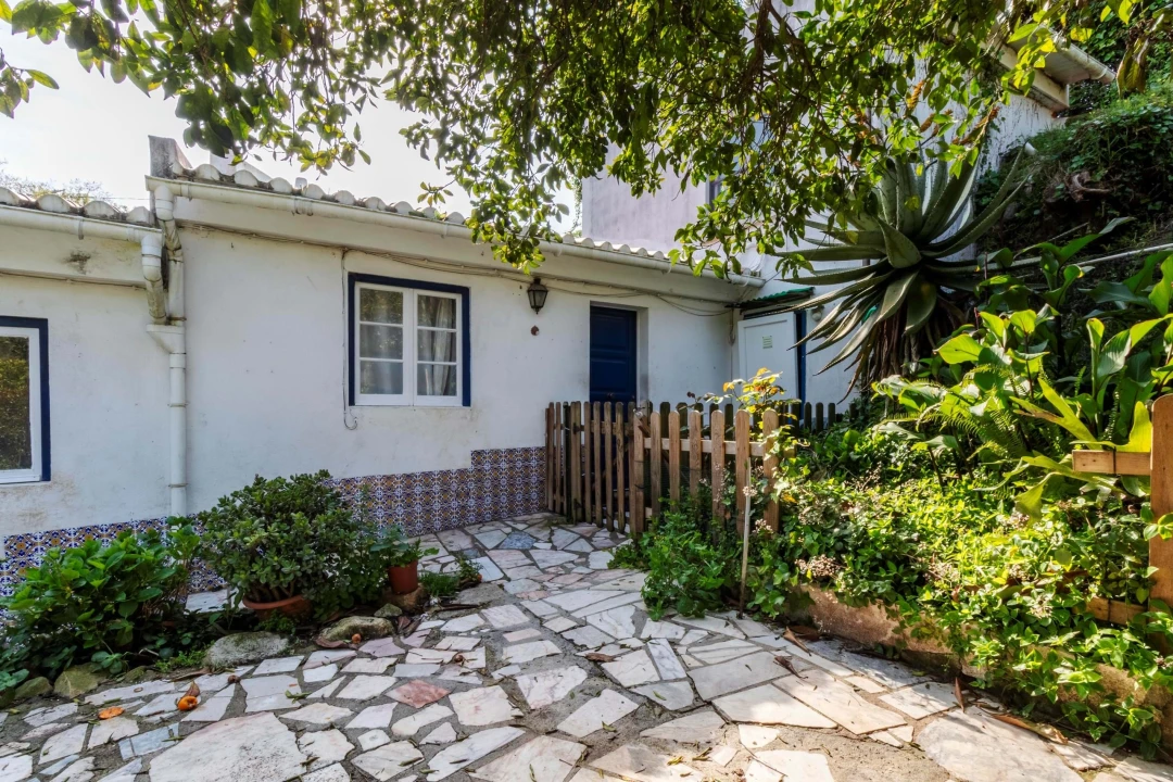 Moradia T8 para Venda em Colares Foto 14