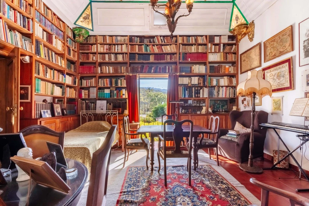 Moradia T8 para Venda em Colares Foto 63