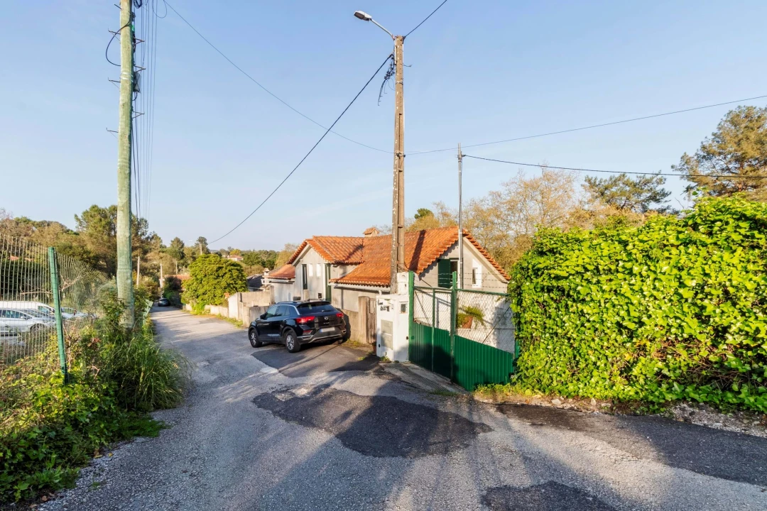 Moradia T8 para Venda em Colares Foto 98