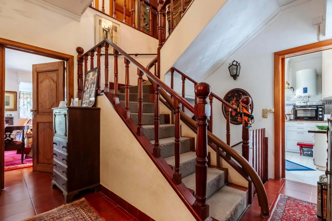 Moradia T8 para Venda em Colares Foto 51