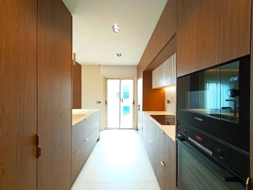 Apartamento T2 para Venda em Estômbar e Parchal
