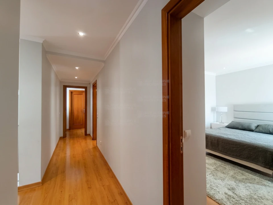 Moradia T4 para Venda em Portimão Foto 20