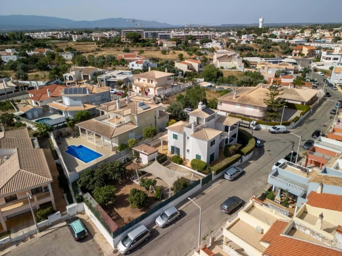 Moradia T5 para Venda em Alvor Foto 51