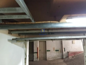 Garagem para Venda em Rio de Mouro