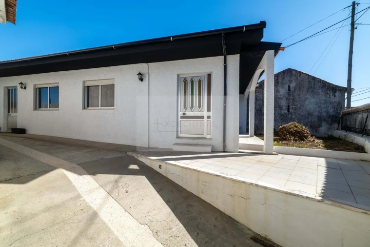 Moradia T2 para Venda em Espinho Foto 9