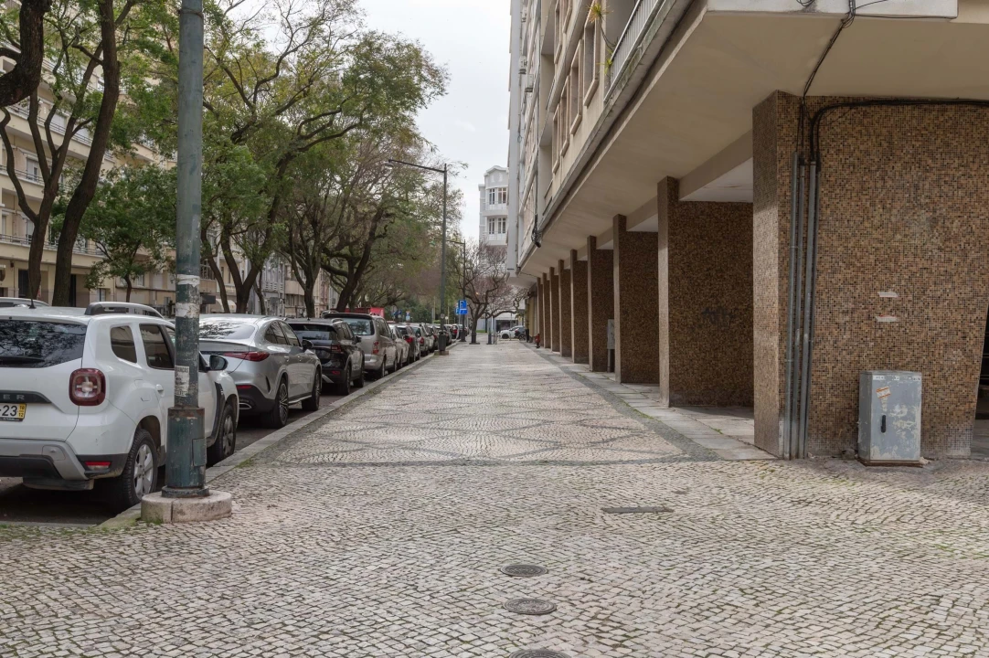 Negócio para Arrendamento em Avenidas Novas Foto 15