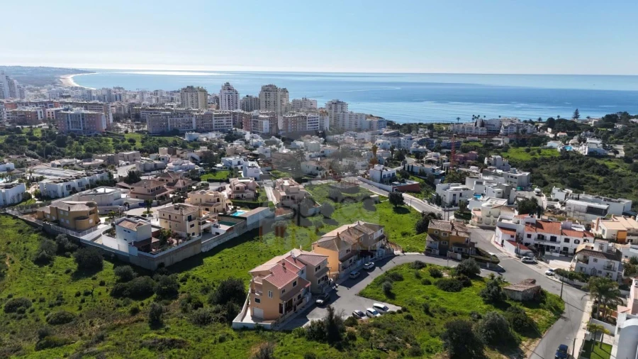 Terreno para Venda em Armação de Pera Foto 5