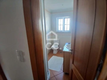 Moradia T3 para Venda em Azeitão (São Lourenço e São Simão)