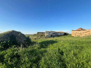 Quinta para Venda em São Teotónio