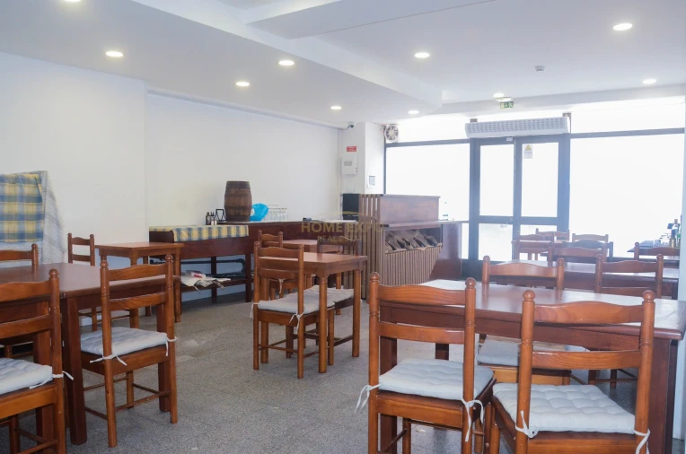 Negócio para Venda em Alvalade Foto 10