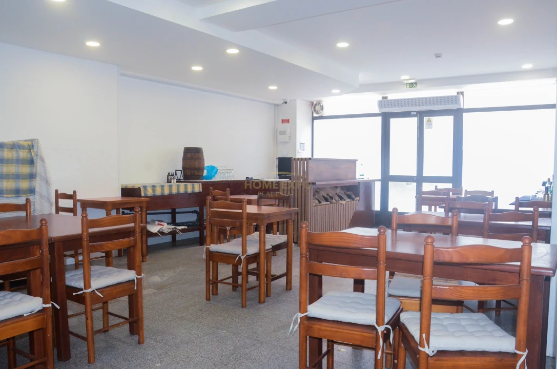 Negócio para Venda em Alvalade Foto 10