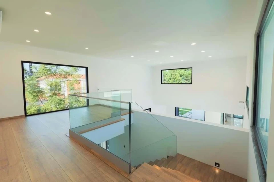 Apartamento T4 para Venda em Corroios Foto 16