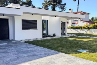 Apartamento T4 para Venda em Corroios