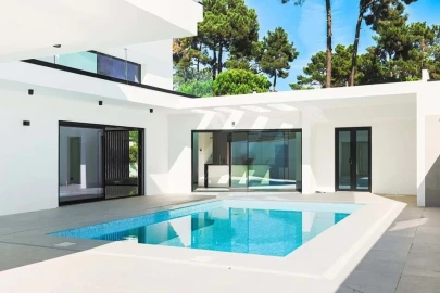 Apartamento T4 para Venda em Corroios