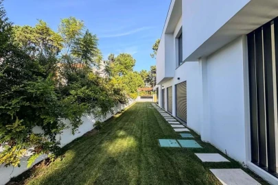 Apartamento T4 para Venda em Corroios