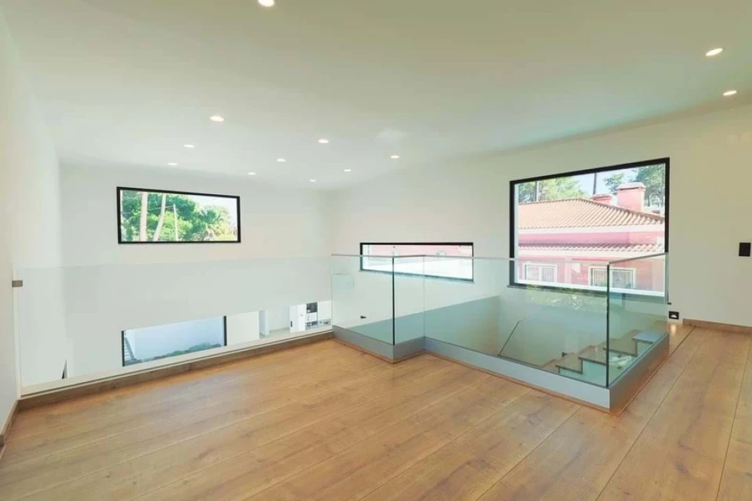 Apartamento T4 para Venda em Corroios Foto 15