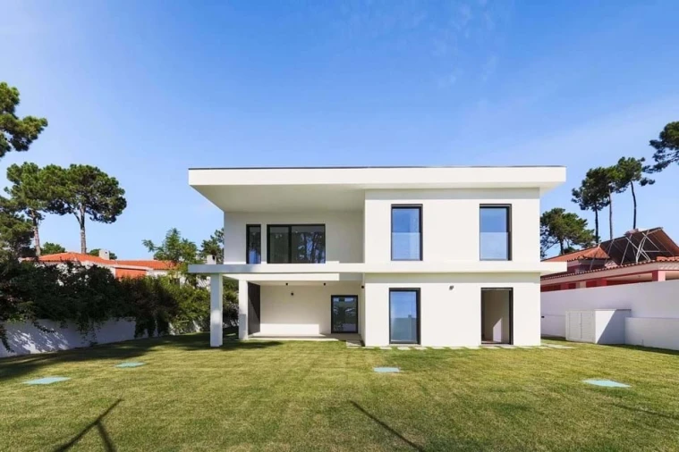 Apartamento T4 para Venda em Corroios Foto 28