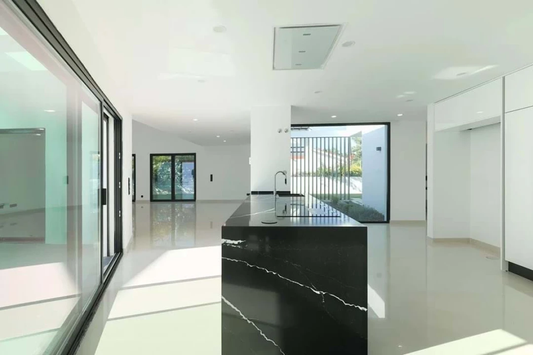 Apartamento T4 para Venda em Corroios Foto 12